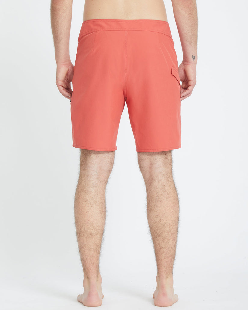 Lido Solid Mod 18" Boardshort - CRANBERRY