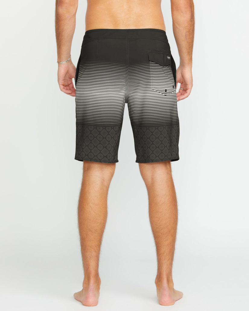 Lido Stripe Mod 20" Boardshort - BLACK