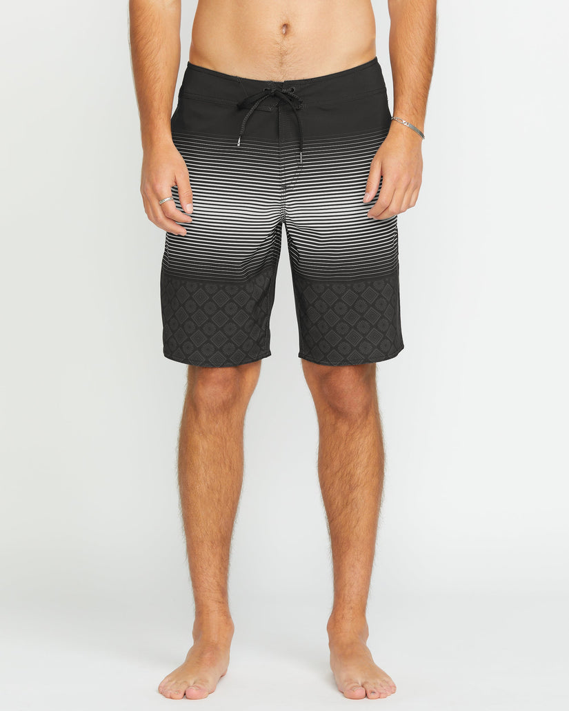 Lido Stripe Mod 20" Boardshort - BLACK
