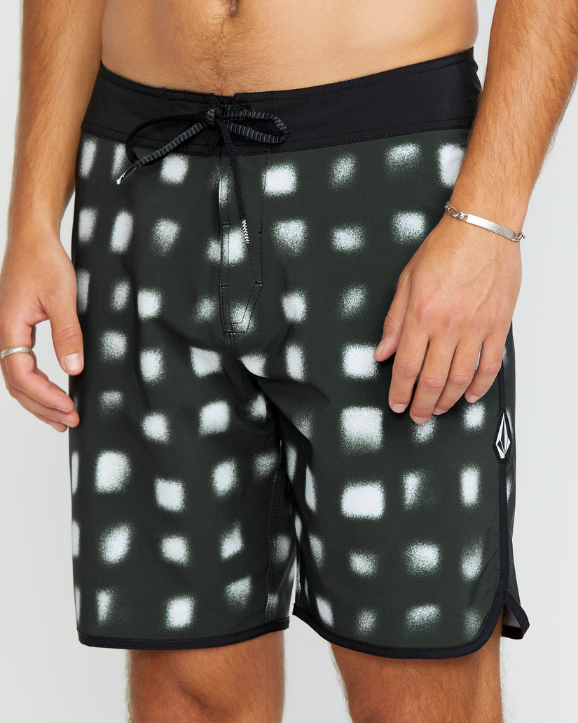Infuse Scallop Mod 19" Boardshort - BLACK