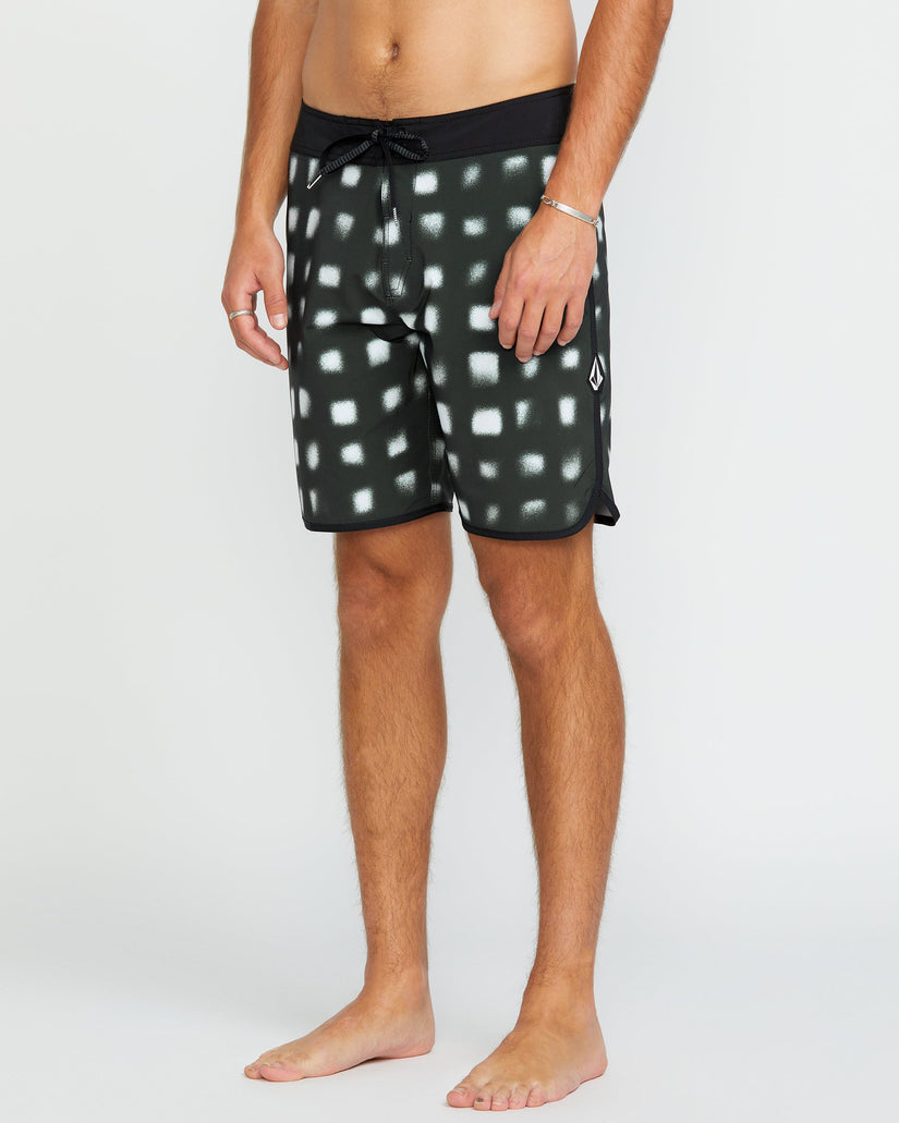 Infuse Scallop Mod 19" Boardshort - BLACK