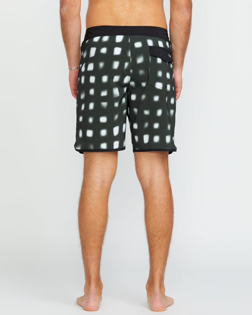 Infuse Scallop Mod 19" Boardshort - BLACK
