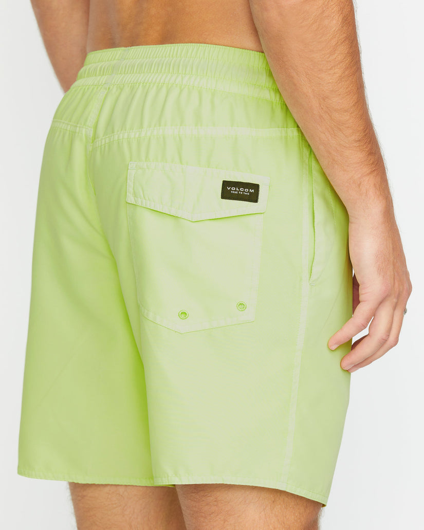 Center Trunk 17" Boardshort - MIST GREEN