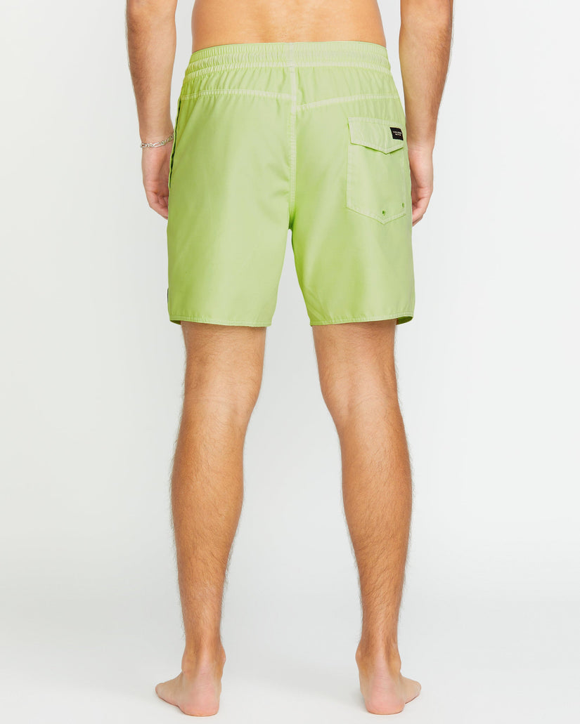 Center Trunk 17" Boardshort - MIST GREEN