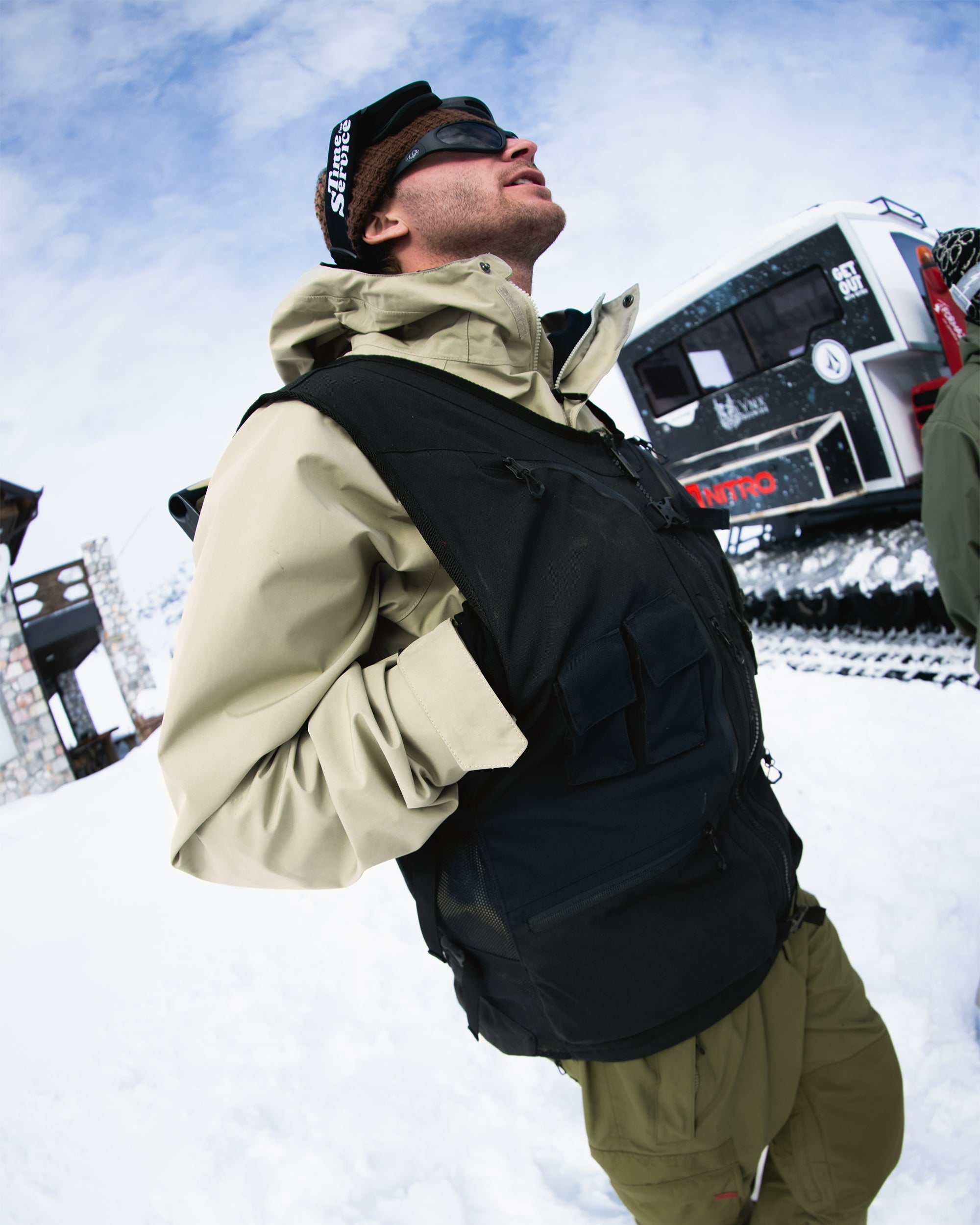 【新品未開封】VOLCOM Iguchi Slack Vest Sサイズ Volcom Iguchi Slack Vest - Men's | evo