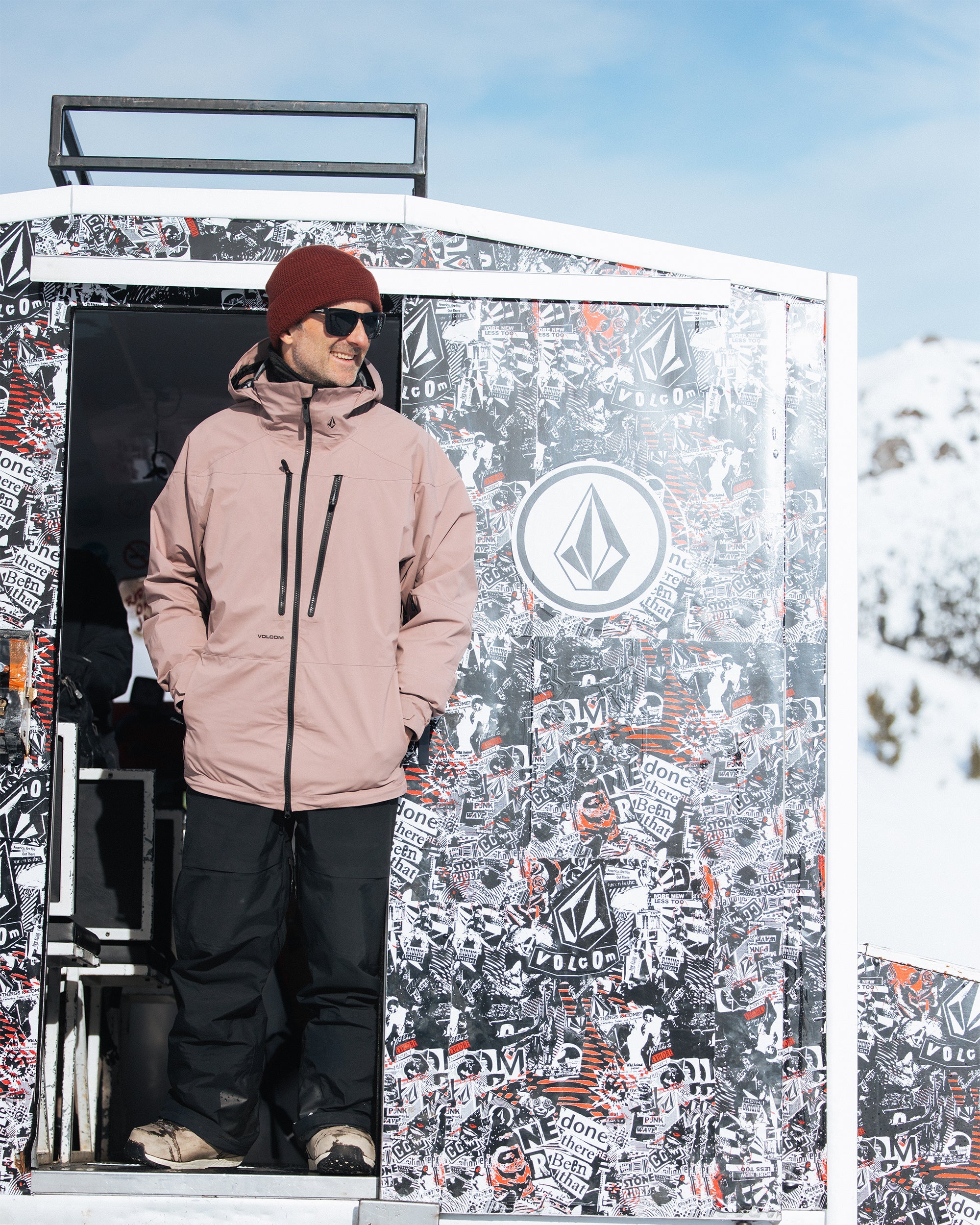 Guch Stretch Gore-tex Jacket - Mauve - Men - Volcom UK