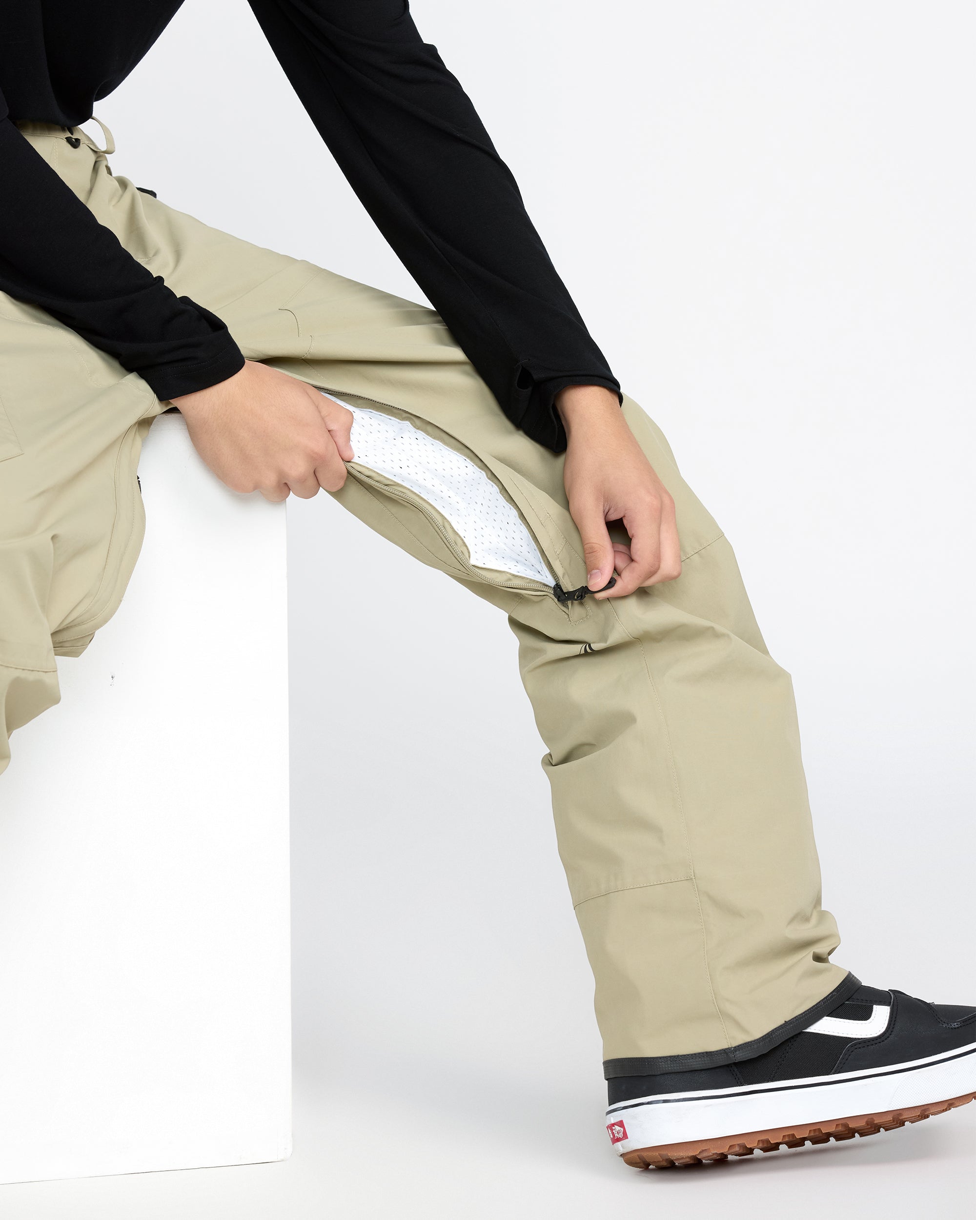 VOLCOM ボルコム LONGO GORE-TEX PANTS　 Moss L Gore-Tex Trousers - Moss Green - Men - Volcom UK – Volcom United