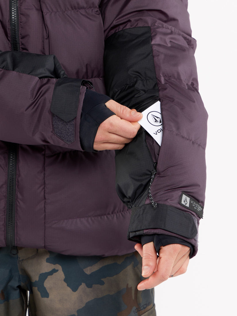 Puffleup Jacket - BLACKBERRY