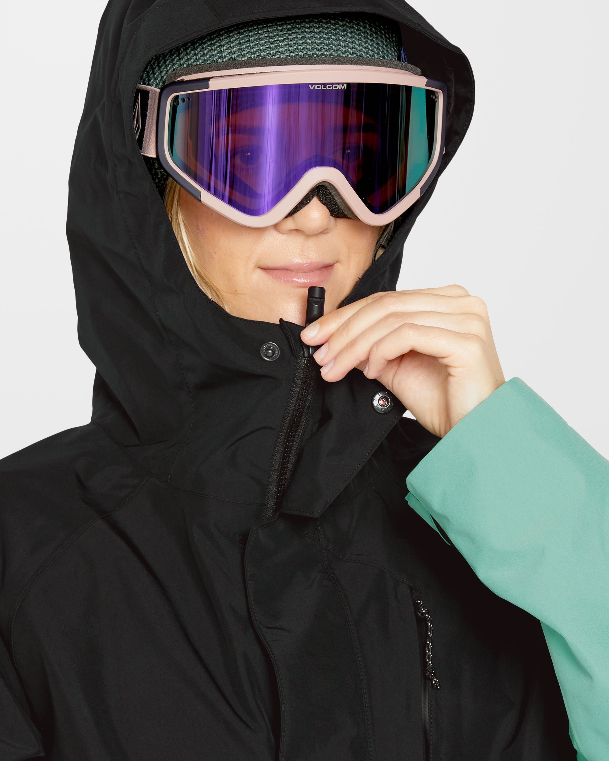 ボルコムARIS GORE-TEX JACKET - WASABI V.Co Aris Insulated Gore-Tex Jacket - Wasabi - Women - Volcom UK