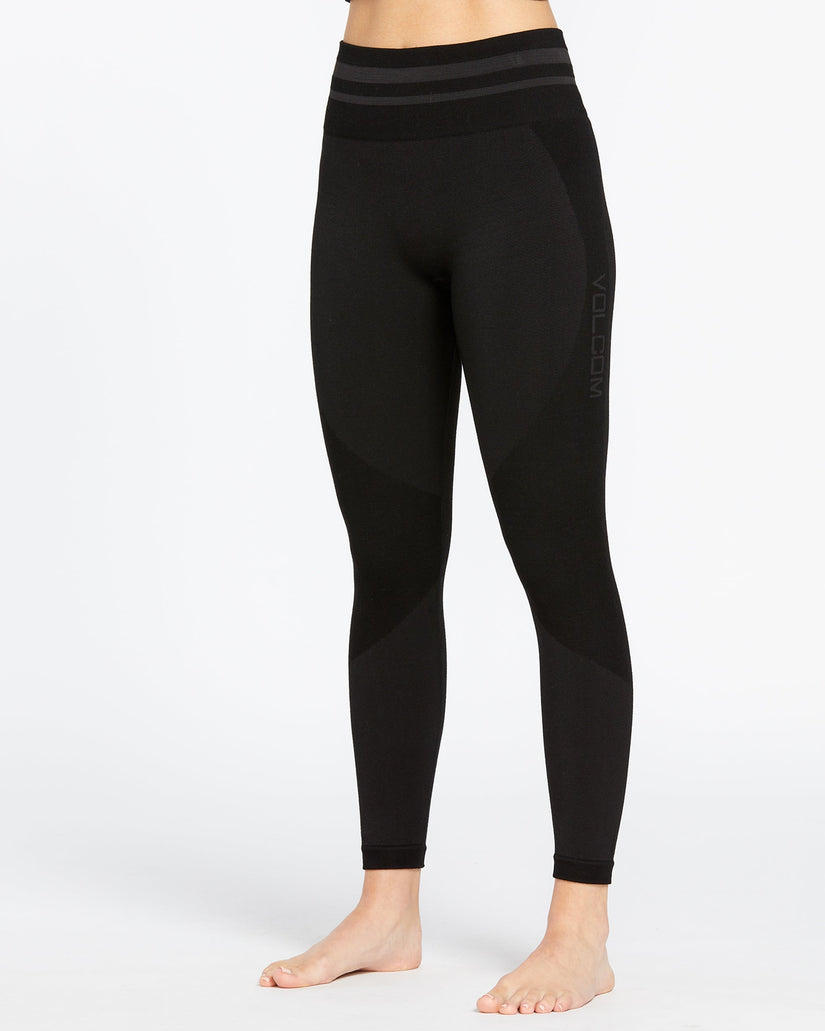 W Engineered Base Layer Legging - Black