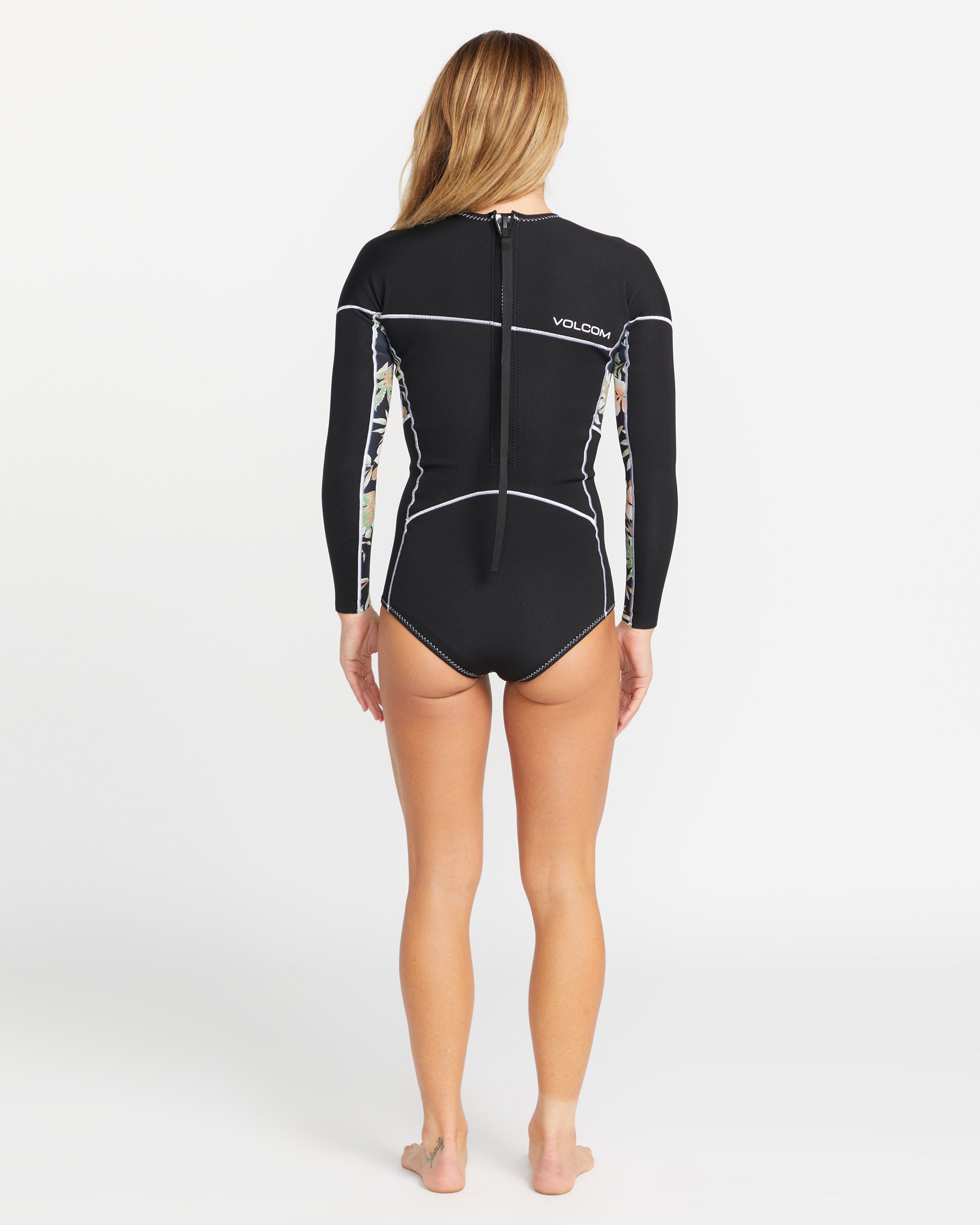 Wetsuits & Rashguards women – Volcom Europe