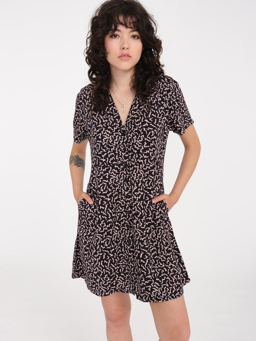 STORMY TROPIX DRESS (B1312419_BLK) [F]