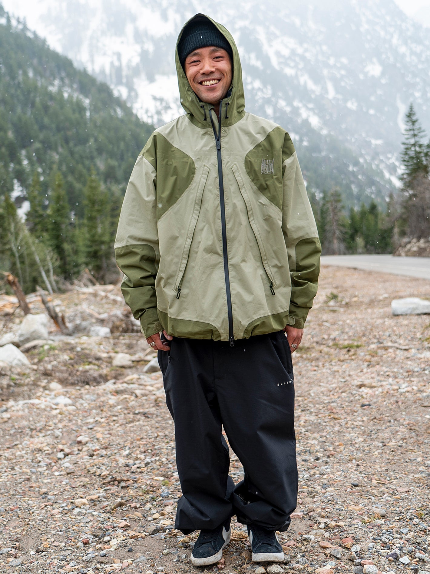 スノーボード Volcom Feel too good Gore-Tex Jacket Volcom x Dustbox Feel Too Good Gore-Tex Green Windbreaker
