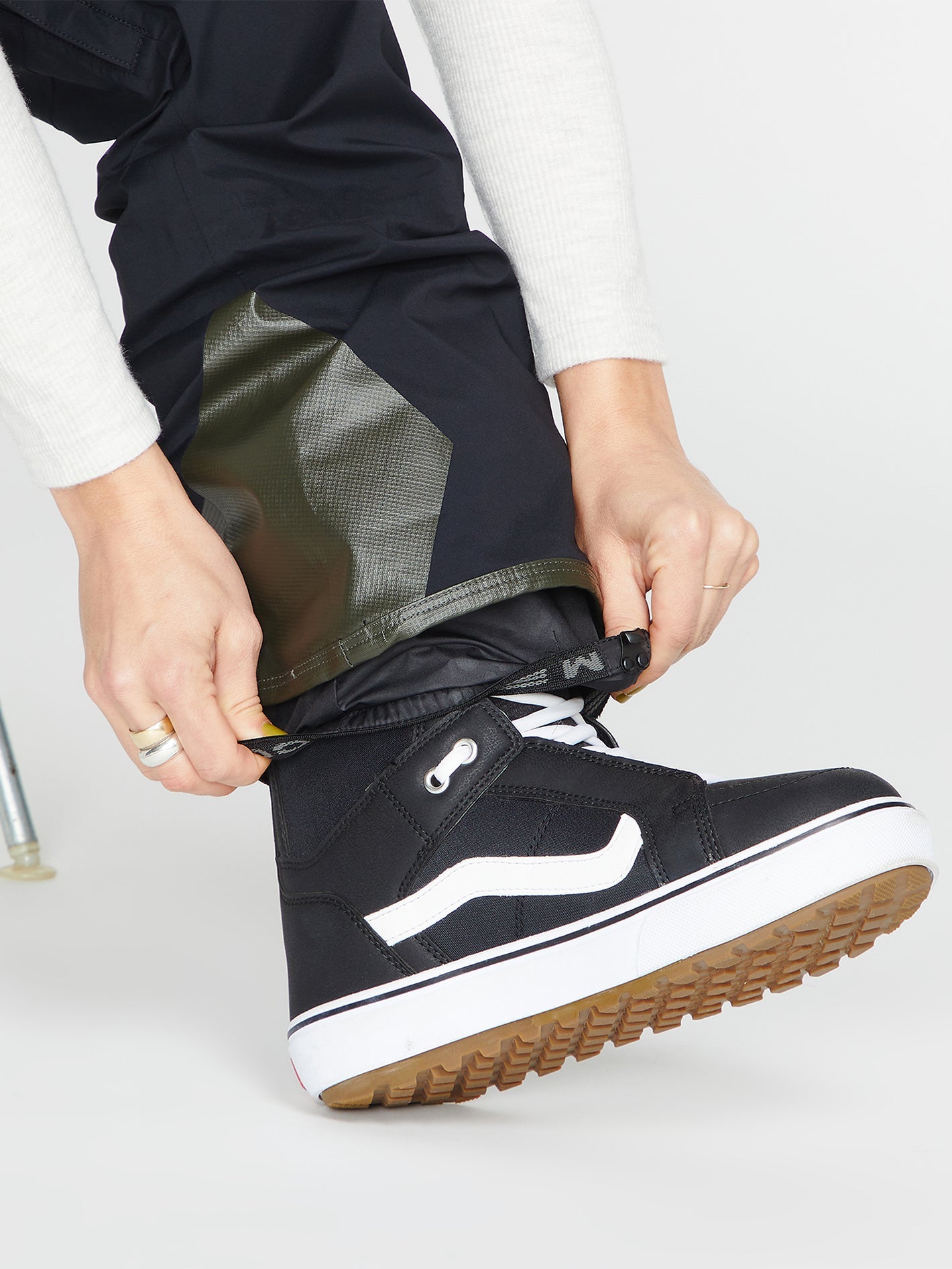 Vs 3L Stretch Gore-Tex Bib Overall - Black | Volcom United Kingdom